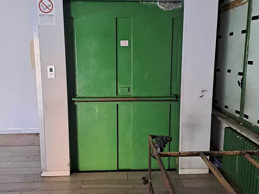 Immagine 12 di Locale commerciale in affitto  in VIA GARIBALDI 2 a Alpignano