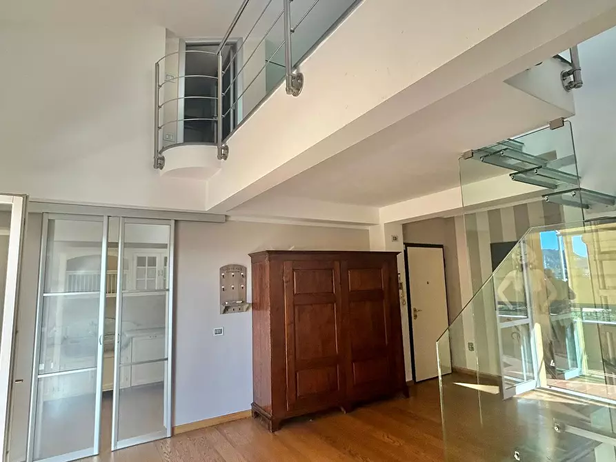 Immagine 7 di Pentalocale in vendita  a Sarzana