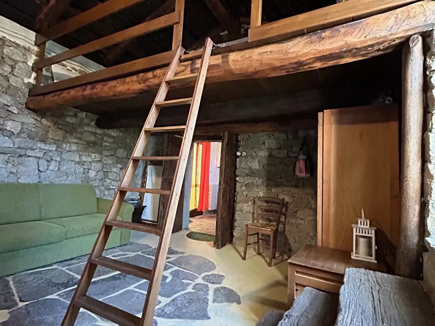 Immagine 33 di Casa indipendente in vendita  in Località Luscignano 18 a Casola In Lunigiana