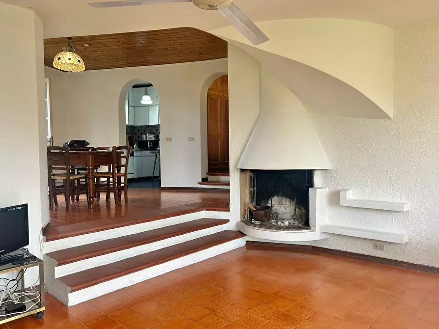 Immagine 53 di Casa indipendente in vendita  a Castelnuovo Magra