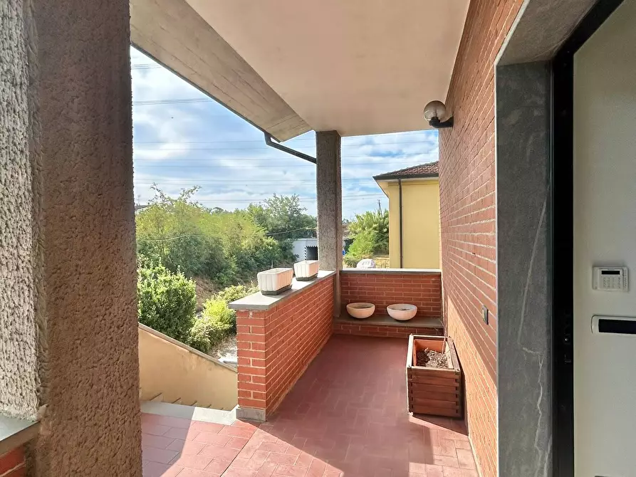 Immagine 25 di Casa bifamiliare in vendita  a Sarzana