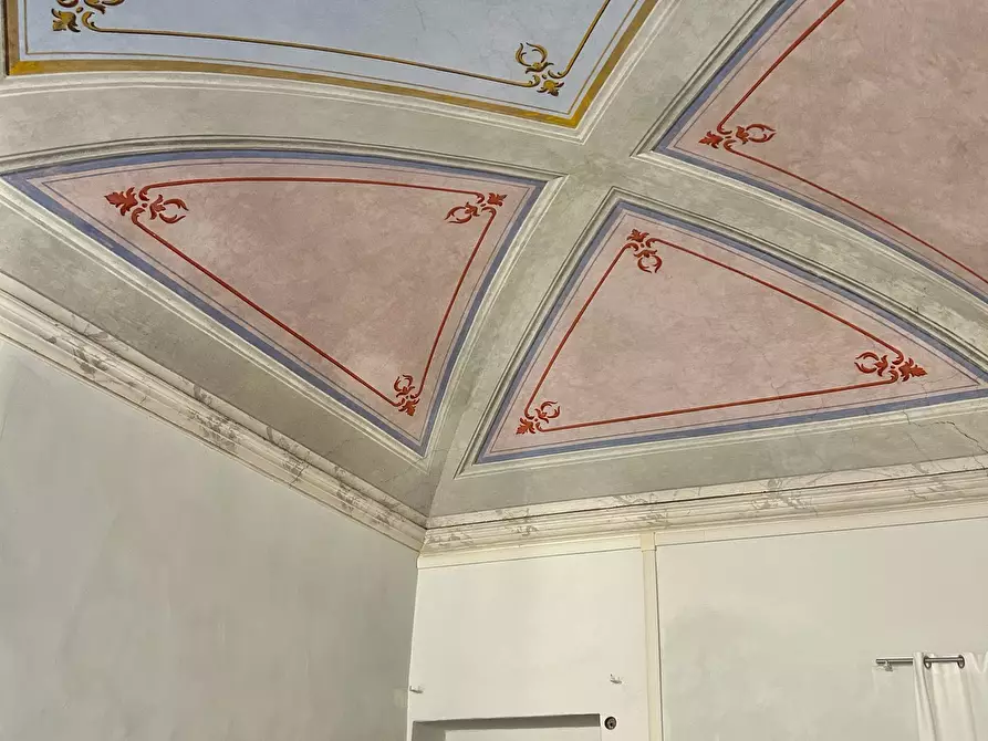 Immagine 9 di Quadrilocale in vendita  a Sarzana