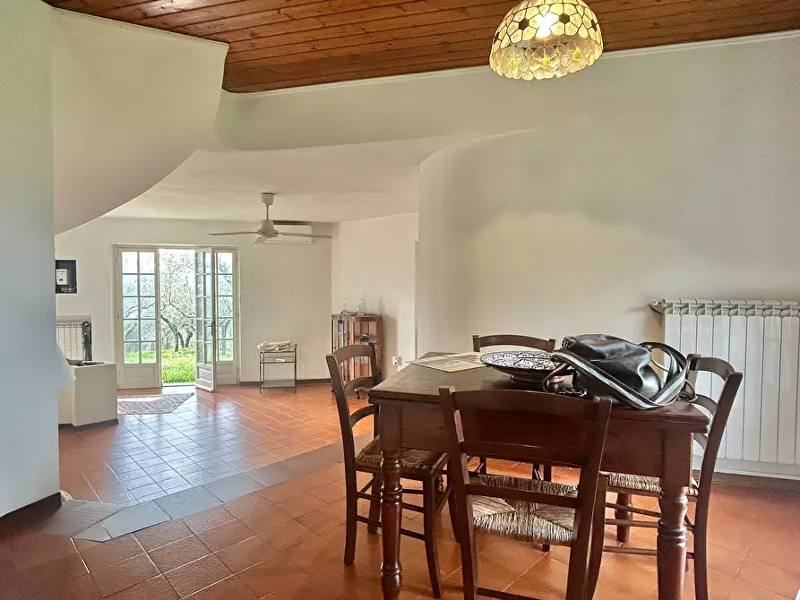 Immagine 56 di Casa indipendente in vendita  a Castelnuovo Magra