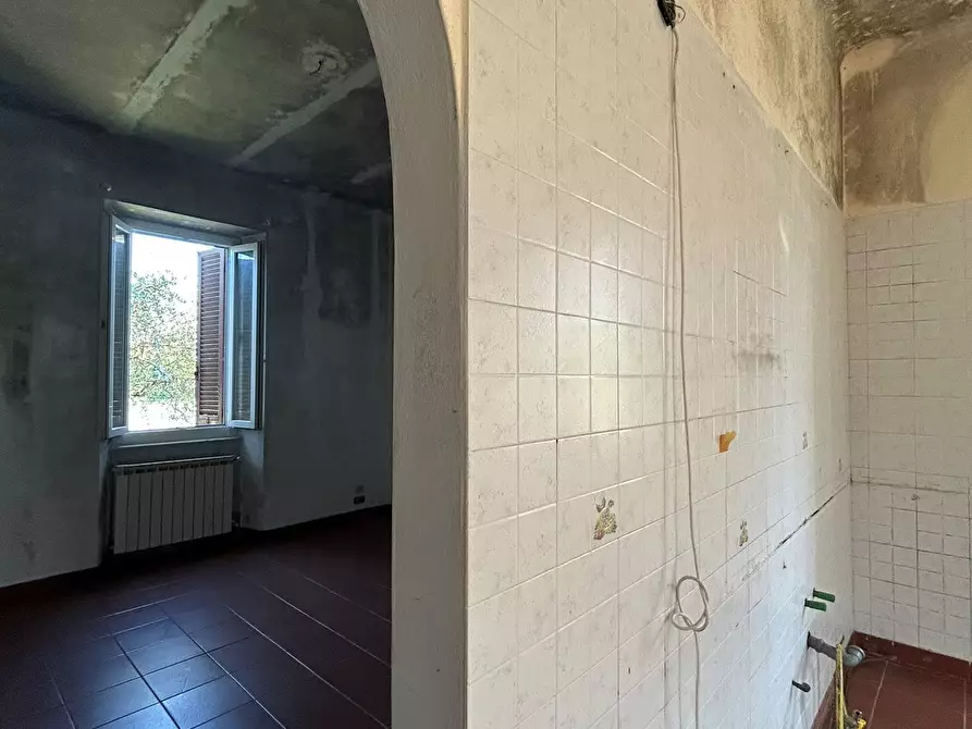 Immagine 50 di Casa indipendente in vendita  a Sarzana