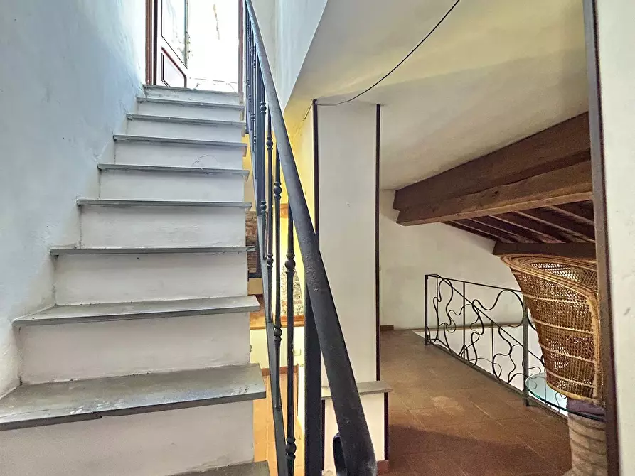 Immagine 18 di Quadrilocale in vendita  a Sarzana