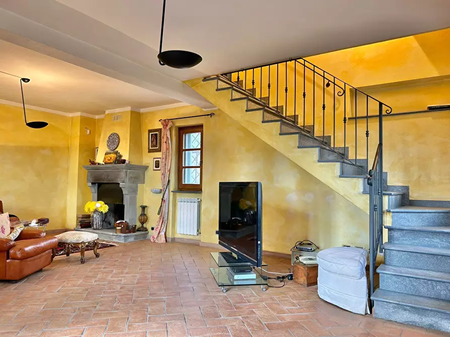 Immagine 46 di Casa indipendente in vendita  a Sarzana