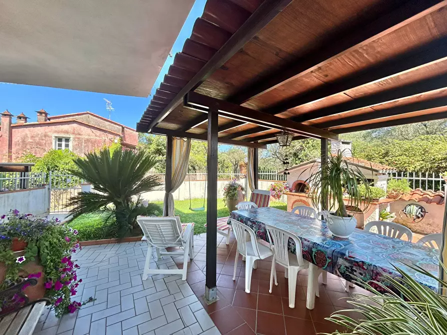 Immagine 8 di Porzione di casa in vendita  a Fosdinovo