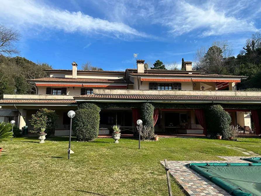 Immagine 14 di Casa bifamiliare in vendita  a Sarzana