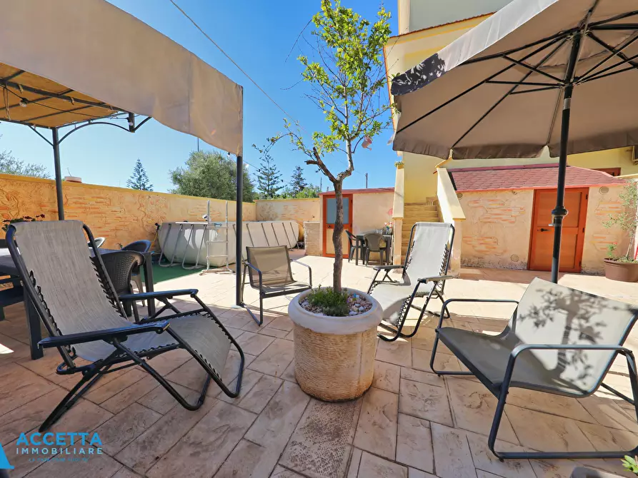 Immagine 22 di Villa in vendita  in Via Fior di Eucalipto 26 a Taranto