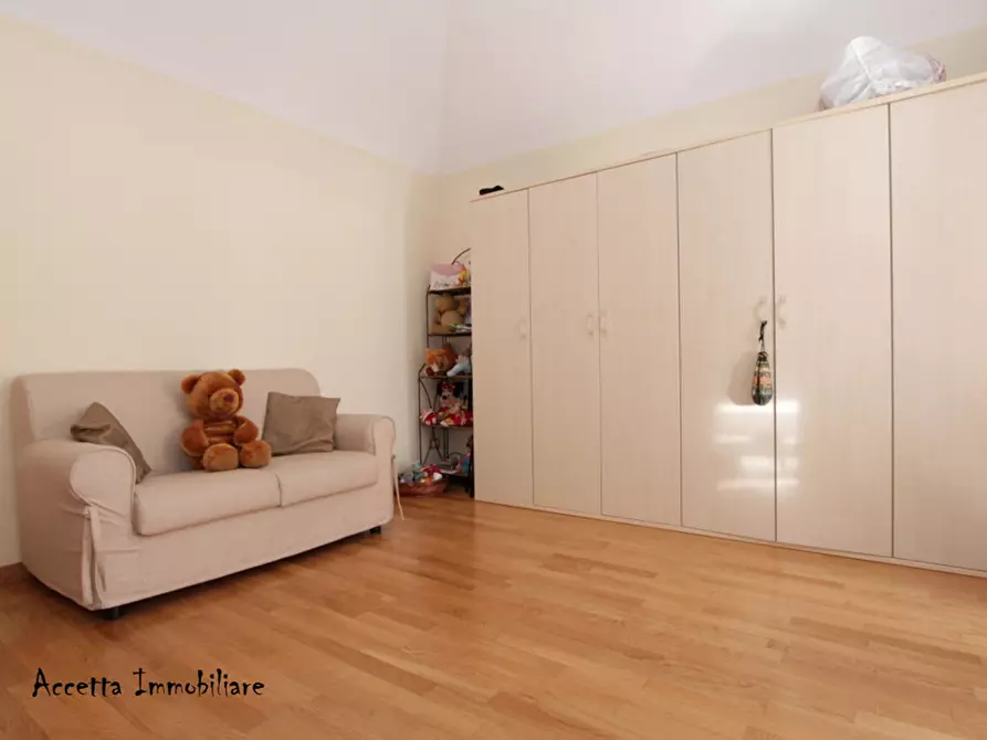 Immagine 9 di Quadrilocale in vendita  in Via Anfiteatro 130 a Taranto