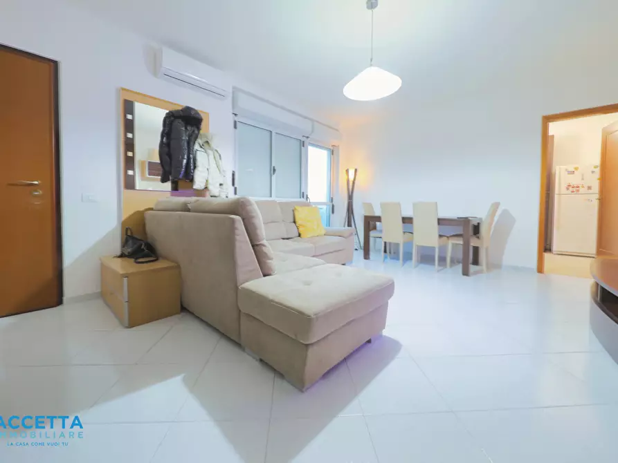 Immagine 10 di Trilocale in vendita  in Via Lago di Lugano 24 a Taranto