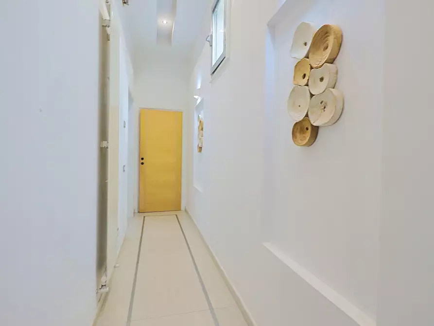 Immagine 17 di Bilocale in vendita  in Via Diego Peluso 89 a Taranto
