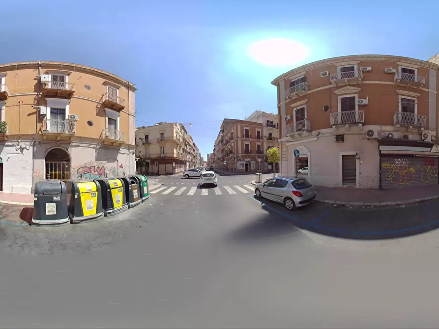 Immagine 21 di Bilocale in affitto  in Via Regina Elena 73 a Taranto