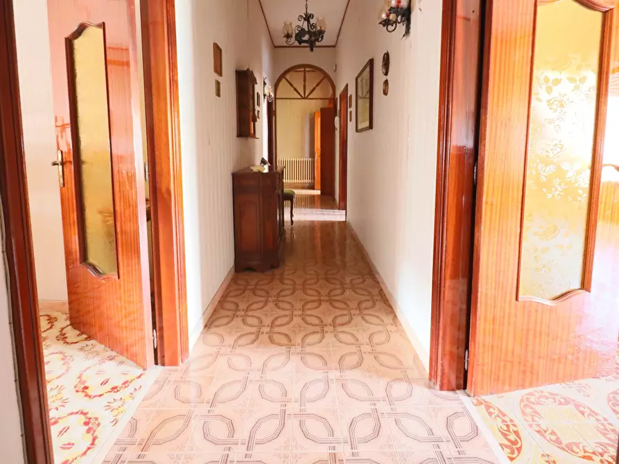 Immagine 3 di Appartamento in vendita  in Via Giuseppe Garibaldi 15 a Taranto