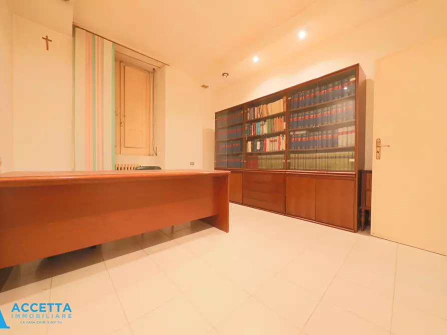 Immagine 11 di Bilocale in vendita  in Via Duca di Genova 63 a Taranto