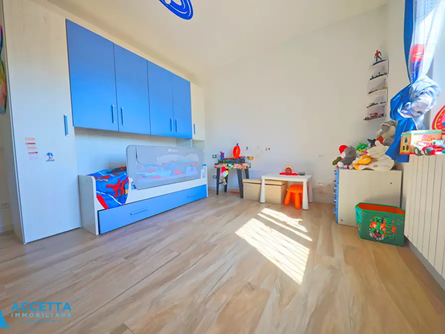 Immagine 11 di Villa in vendita  in Via Lappane a Taranto