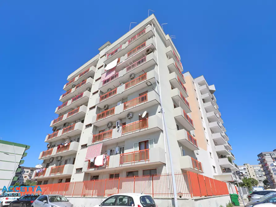 Immagine 26 di Quadrilocale in vendita  in Via Caduti di Nassirya 26 a Taranto