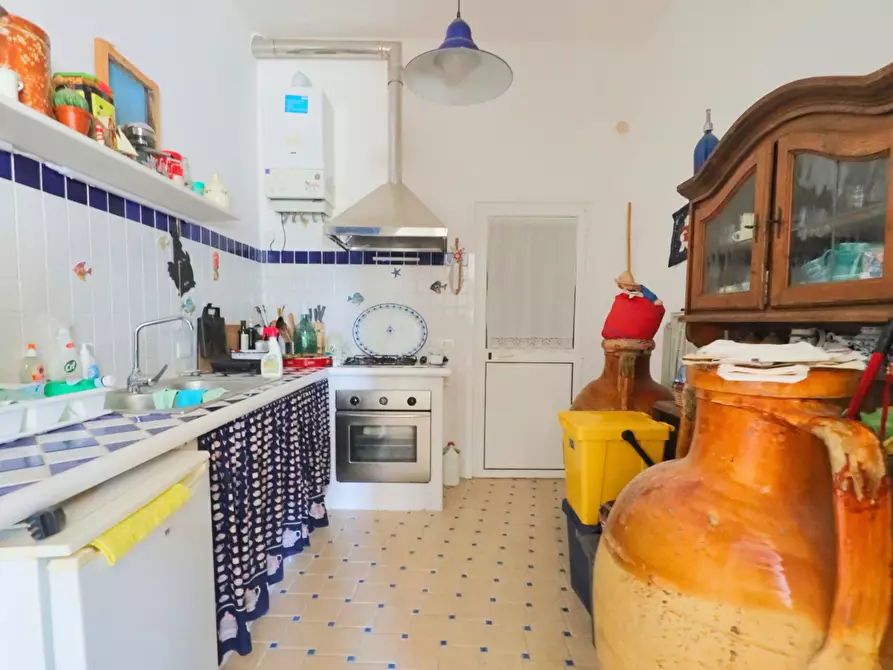 Immagine 20 di Villa in vendita  in Via Delfini 55 a Taranto