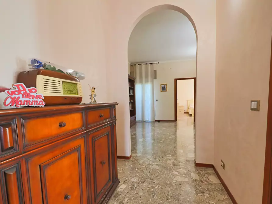 Immagine 10 di Trilocale in vendita  in Via Cesare Pascarella 6 a Taranto