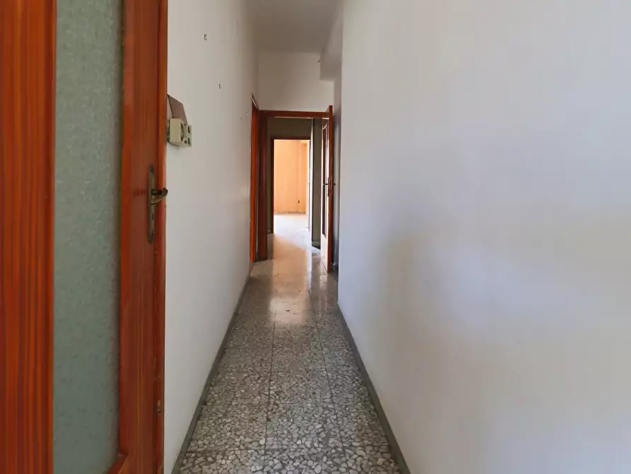 Immagine 14 di Quadrilocale in vendita  in Viale Liguria 38 a Taranto