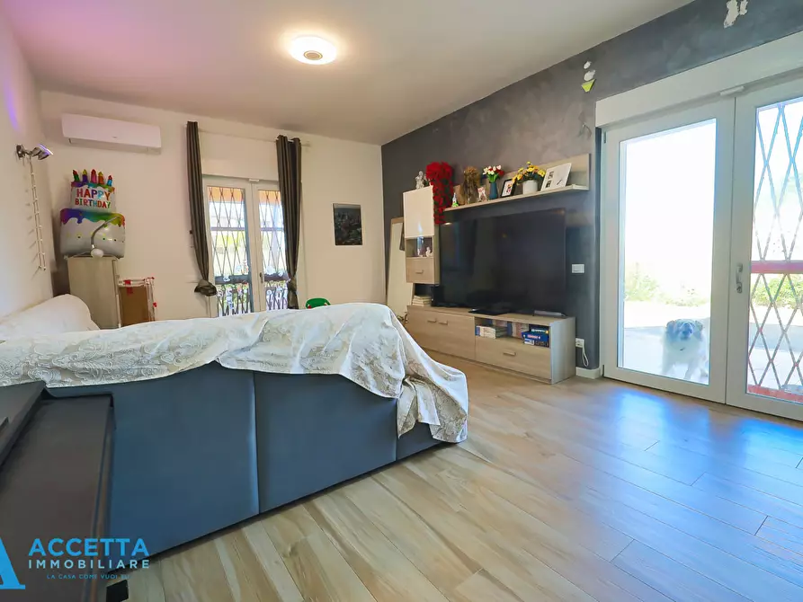 Immagine 14 di Villa in vendita  in Via Lappane a Taranto