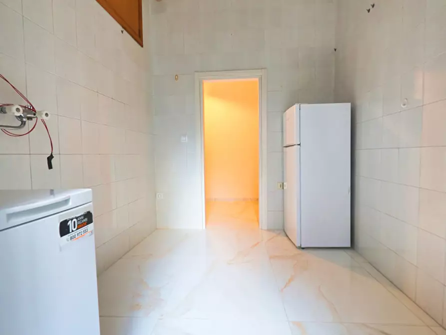 Immagine 18 di Monolocale in vendita  in Via Friuli 11 a Taranto