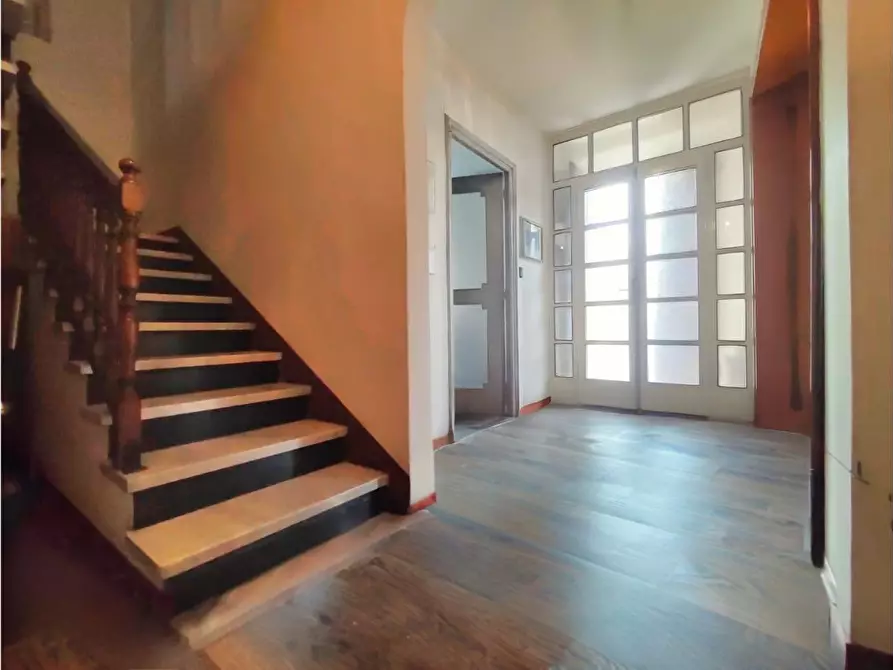 Immagine 4 di Pentalocale in vendita  in Via Strada Nuova 2 a Ziano Piacentino