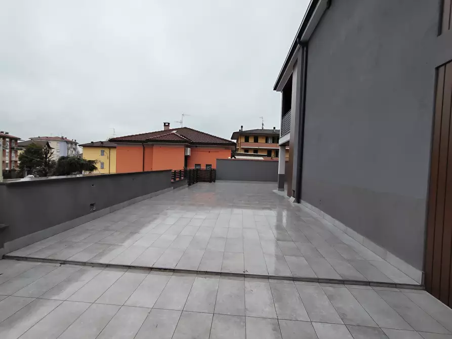 Immagine 4 di Pentalocale in vendita  in Corso Giacomo Matteotti a Castel San Giovanni