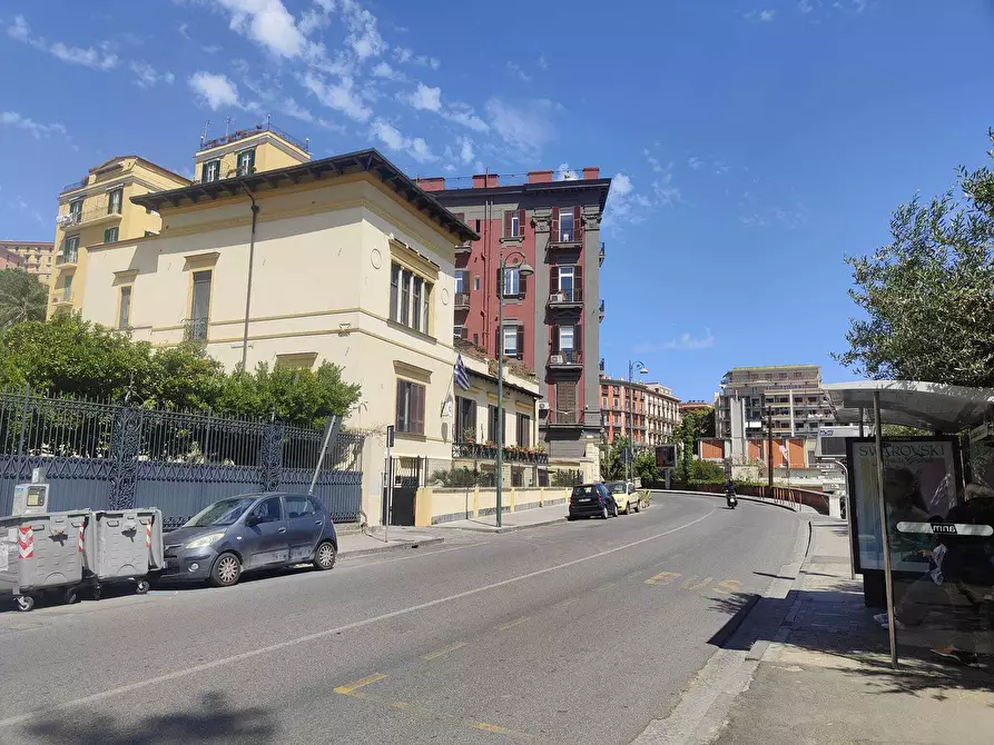 Immagine 1 di Trilocale in vendita  in Corso Vittorio Emanuele a Napoli