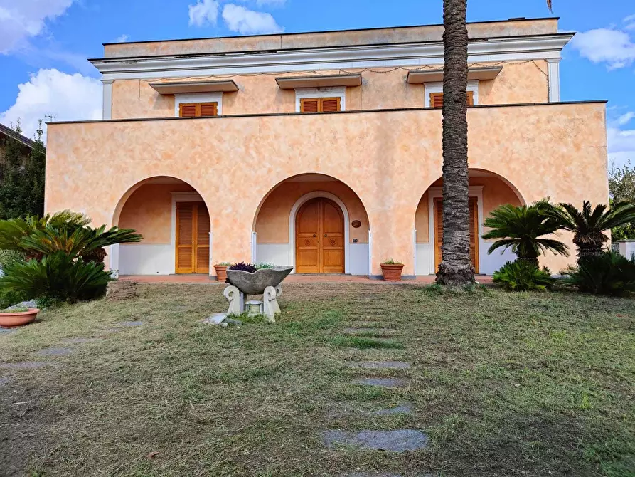 Immagine 3 di Casa trifamiliare in vendita  in Via Giuseppe Verdi a Poggiomarino