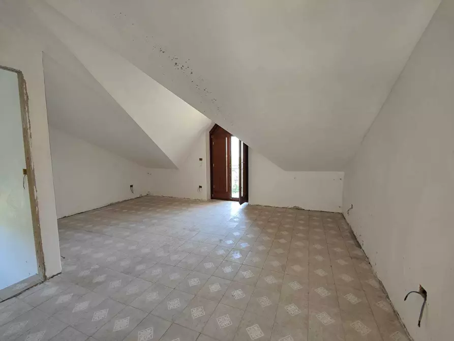 Immagine 12 di Villetta a schiera in vendita  in Via San Vittore 28 a Giffoni Valle Piana