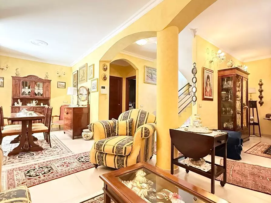 Immagine 1 di Villa in vendita  in Via Parco Donica 9 a Fisciano