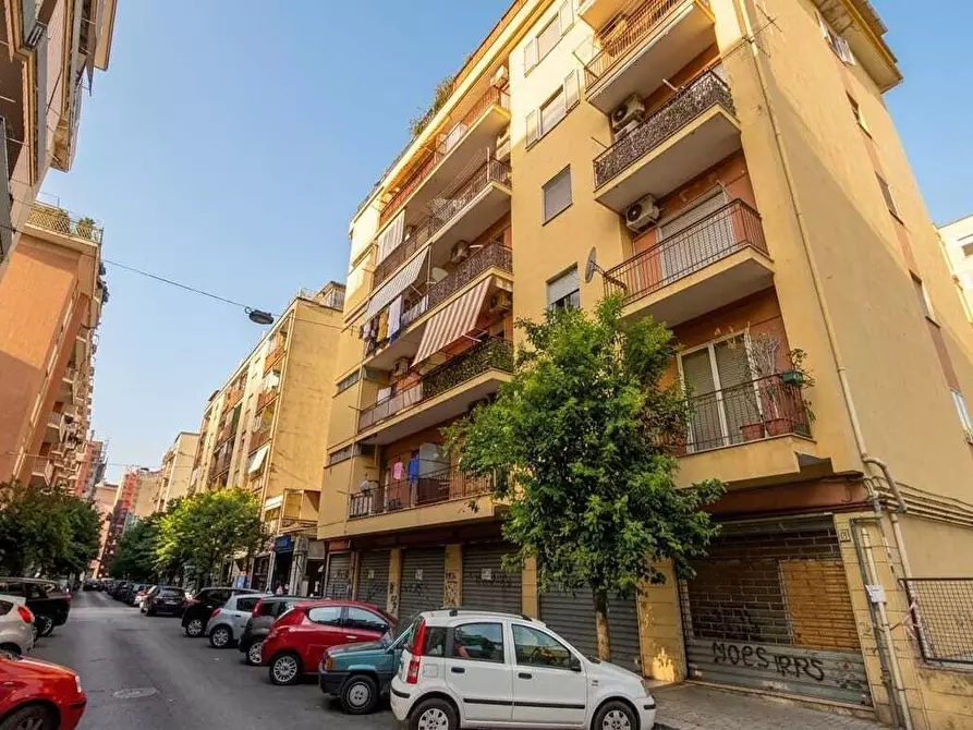 Immagine 1 di Quadrilocale in vendita  in Via XX Settembre 61 a Salerno