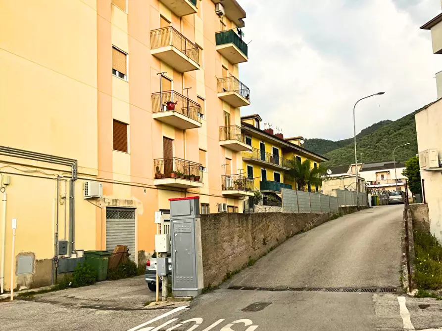 Immagine 22 di Trilocale in vendita  in Via Tito Zaniboni 11 a Giffoni Sei Casali