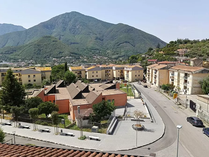 Immagine 31 di Pentalocale in vendita  in Via Giuseppe Vitale 64 a Cava De' Tirreni