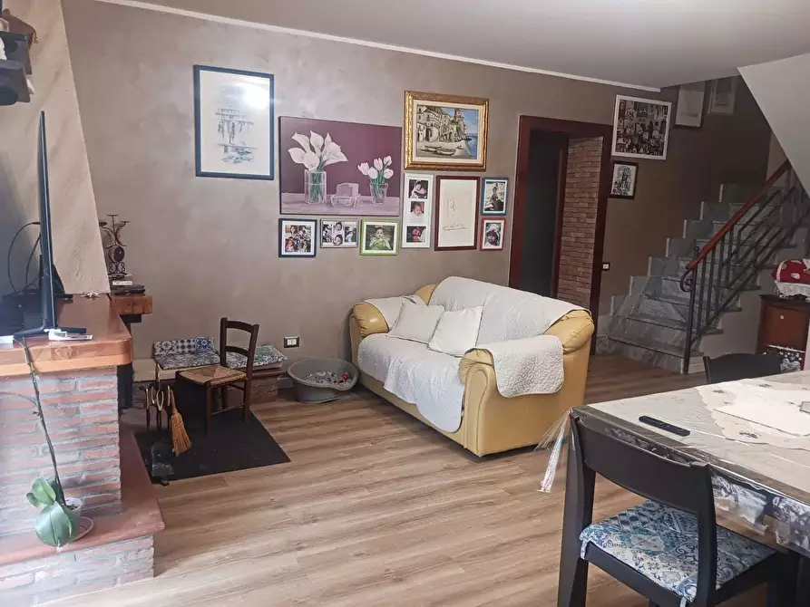 Immagine 15 di Villetta a schiera in vendita  in Via Frá Giacomo 35 a Baronissi