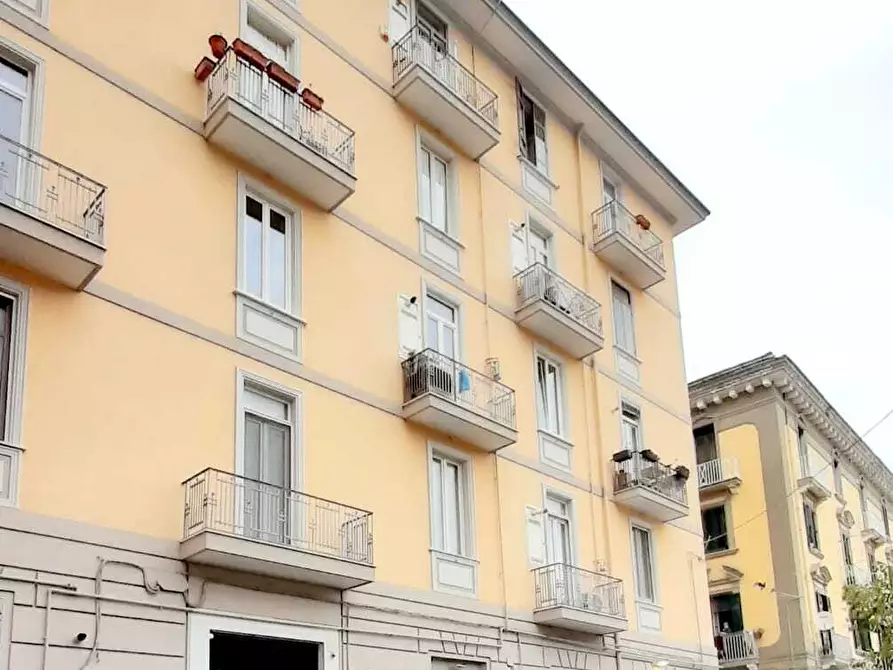 Immagine 2 di Trilocale in vendita  in Via Piave 1 a Salerno