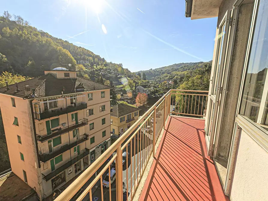 Immagine 1 di Quadrilocale in vendita  in Via Piave 131 a Mignanego