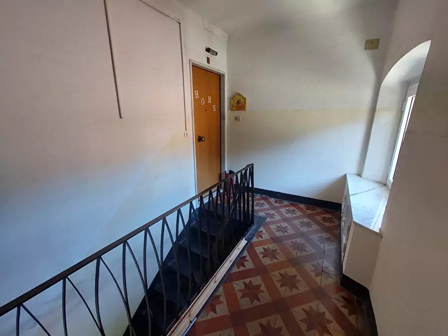 Immagine 31 di Bilocale in vendita  a Genova