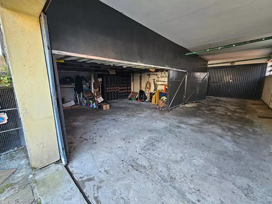 Immagine 9 di Garage in vendita  in Via Domenico Carli 54 a Serra Riccò
