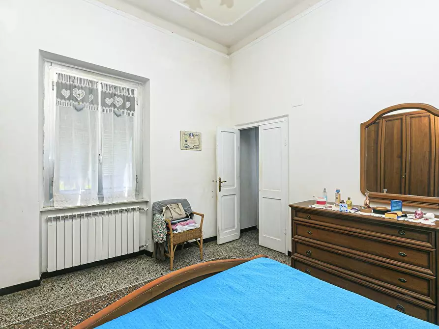Immagine 27 di Pentalocale in vendita  in Via Val Sugana 9 a Genova
