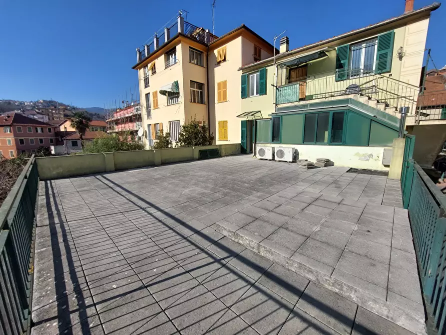 Immagine 6 di Ufficio in affitto  a Campomorone