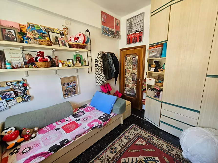 Immagine 27 di Quadrilocale in vendita  in Via Campomorone 105 a Genova