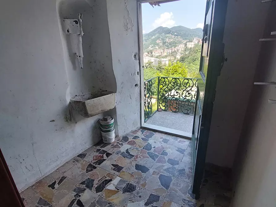 Immagine 21 di Bilocale in vendita  in Via Cremeno 10 a Genova