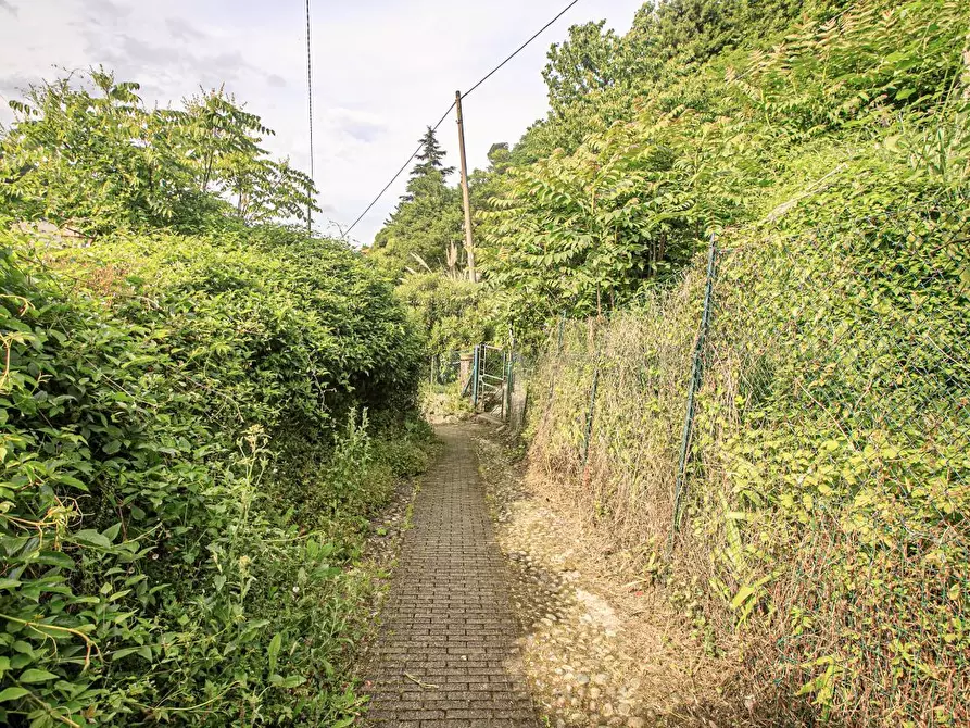 Immagine 48 di Bilocale in vendita  in Salita Castrofino a Genova