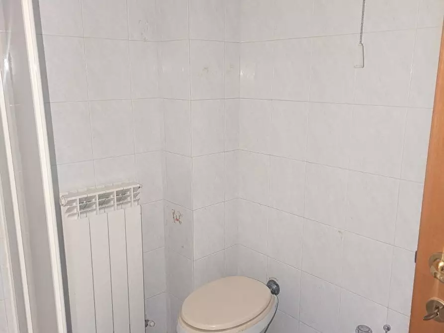 Immagine 19 di Bilocale in vendita  in Via Vittorio Veneto a Busalla