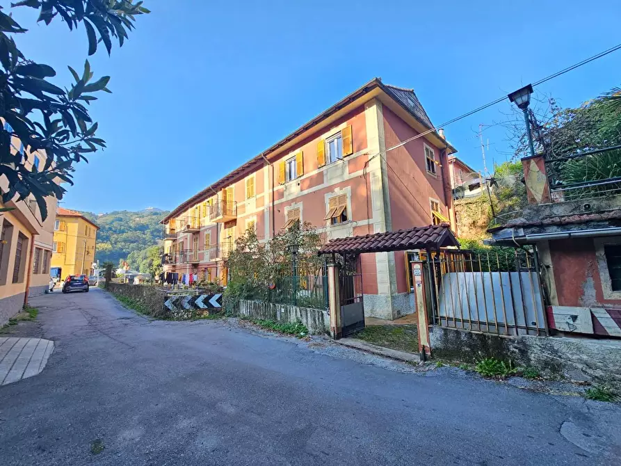 Immagine 15 di Bilocale in vendita  in Via campomorone 93 a Genova