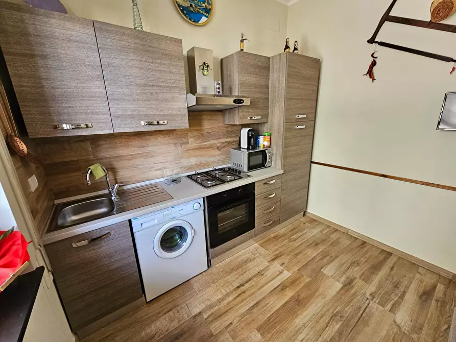 Immagine 9 di Bilocale in vendita  a Genova