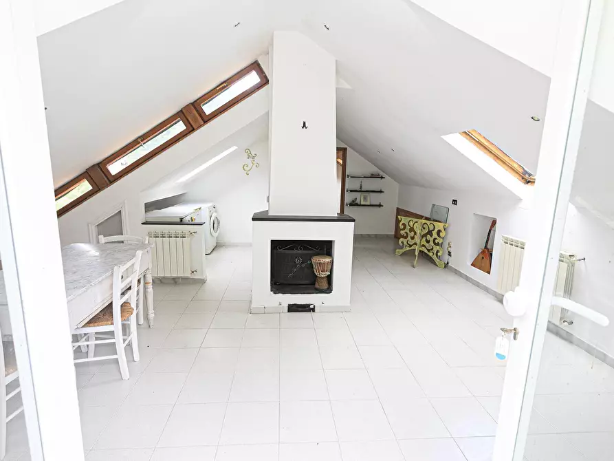 Immagine 3 di Quadrilocale in vendita  in Via Torbi 7 a Ceranesi