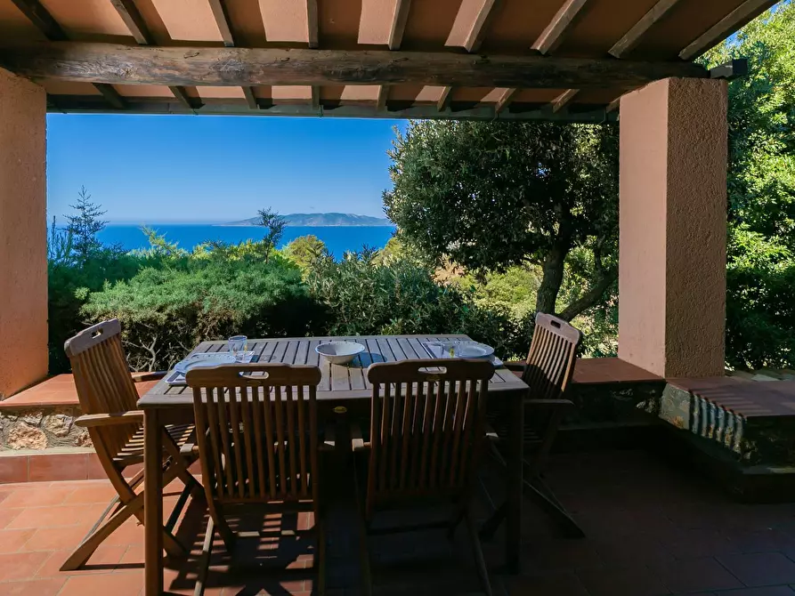 Immagine 1 di Porzione di casa in vendita  in Cala Piccola snc a Monte Argentario